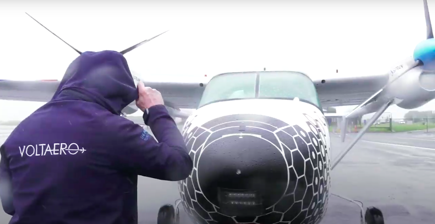 Tour de France Edeis Voltaero d’un avion hybride. Etape 2 : Bonne nouvelle, le prototype passe les orages !!