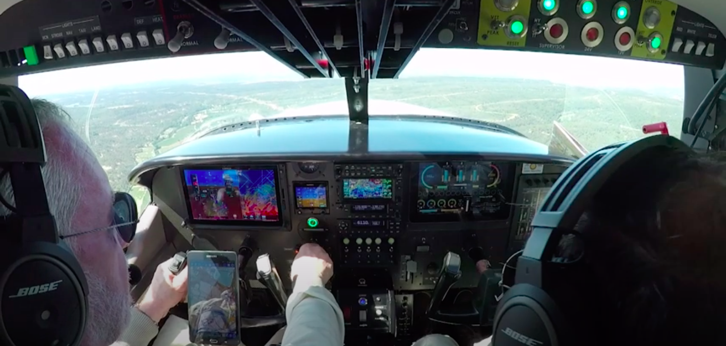 Tour de France Edeis Voltaero d’un avion hybride. Etape 6 : La Camargue vue du ciel…